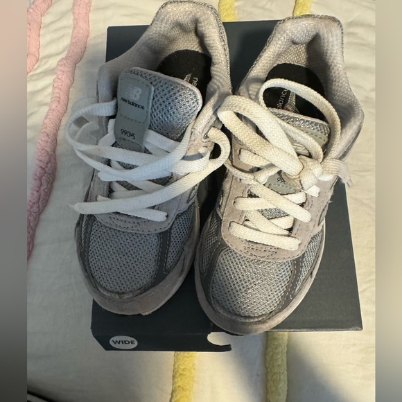 New Balance. - Picture 5 of 5